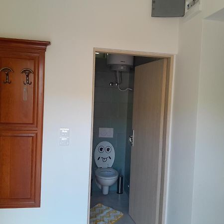 Apartmani Studio Apartmani Senjska Maslina Senj  Dış mekan fotoğraf