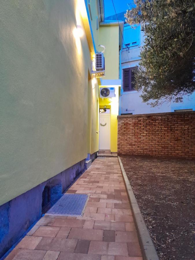 Apartmani Studio Apartmani Senjska Maslina Senj  Dış mekan fotoğraf