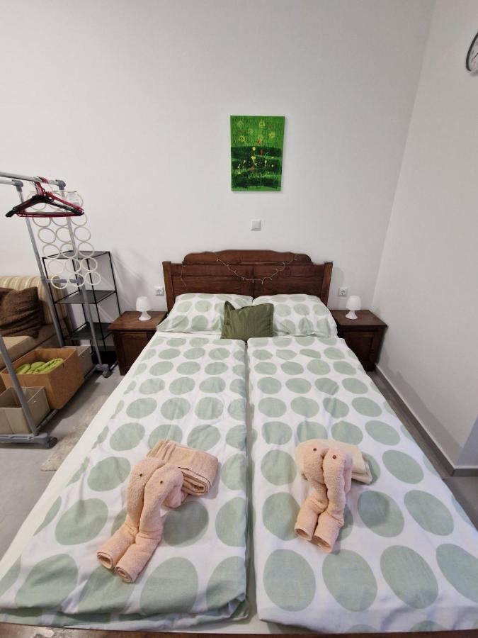 Apartmani Studio Apartmani Senjska Maslina Senj  Dış mekan fotoğraf