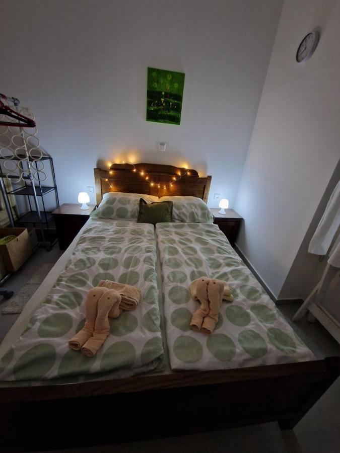 Apartmani Studio Apartmani Senjska Maslina Senj  Dış mekan fotoğraf