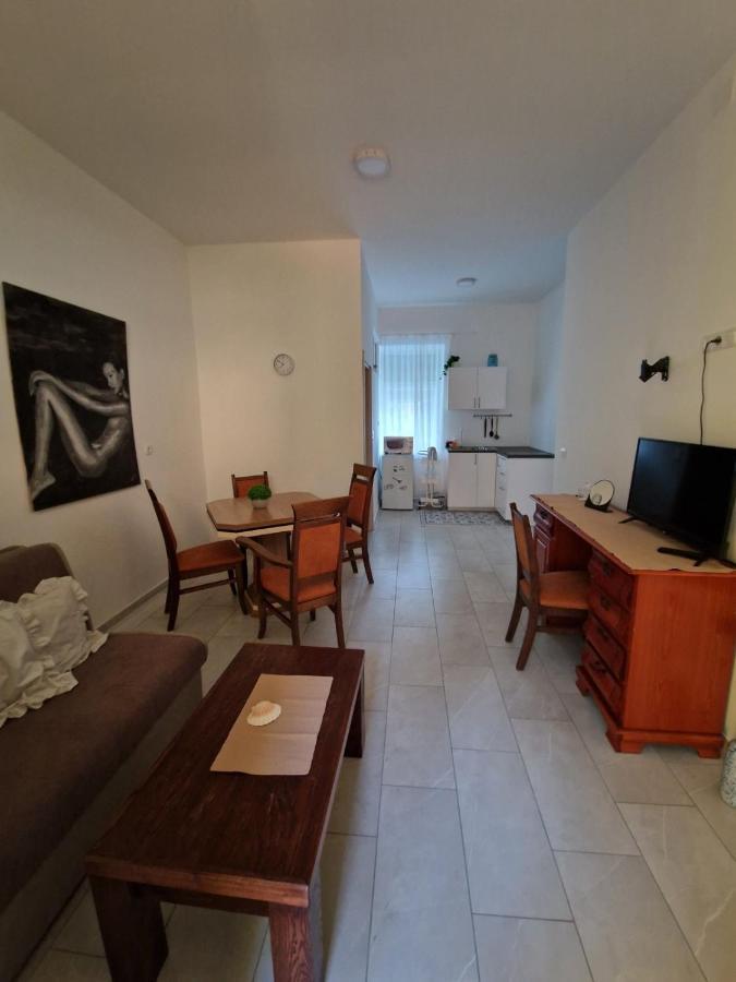 Apartmani Studio Apartmani Senjska Maslina Senj  Dış mekan fotoğraf