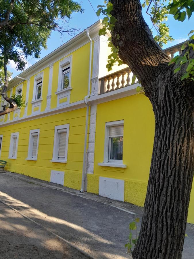 Apartmani Studio Apartmani Senjska Maslina Senj  Dış mekan fotoğraf